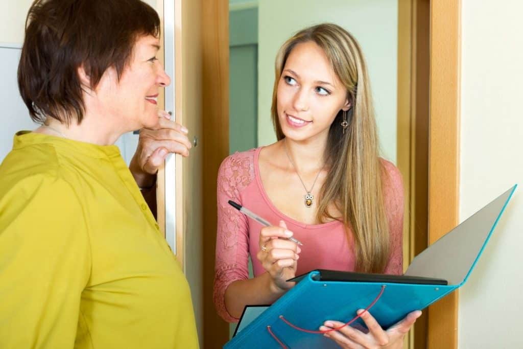 Asking cloth diaper seller questions